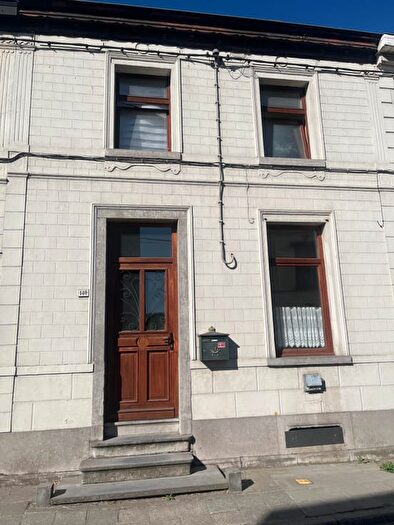 Rue Arthur Trigaux, Manage : Maison 2 pièces à vendre