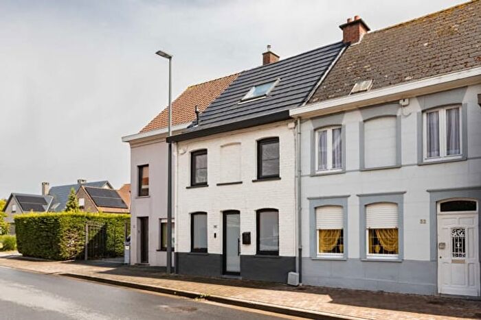 Adolphe Hullebroeckstraat, Ronse : Maison 3 pièces à vendre