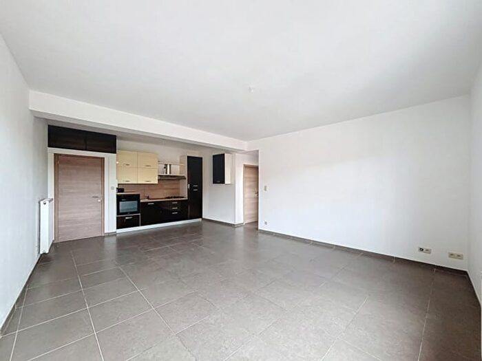 Rue Lhoneux, SaintNicolas : Appartement 1 pièce à vendre