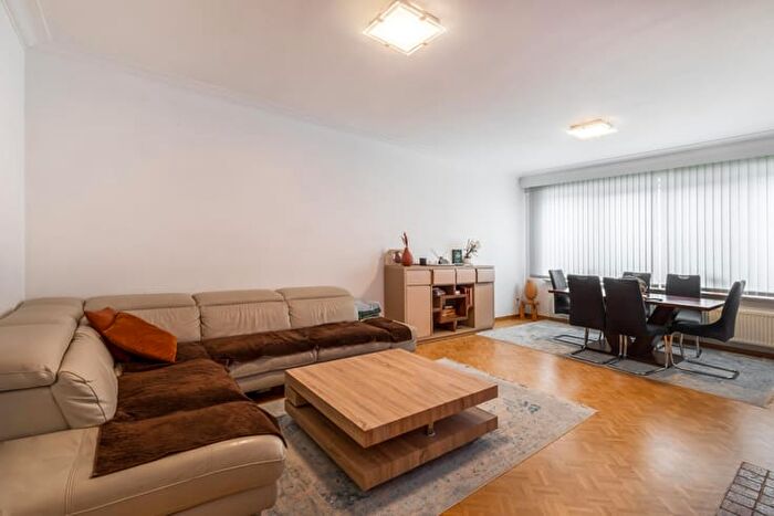 Appartement 2 pièces à Silsburgstraat, Antwerpen, à louer