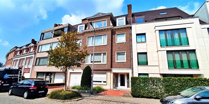 Appartement 2 pièces à Monseigneur De Haernelaan, Kortrijk, à louer