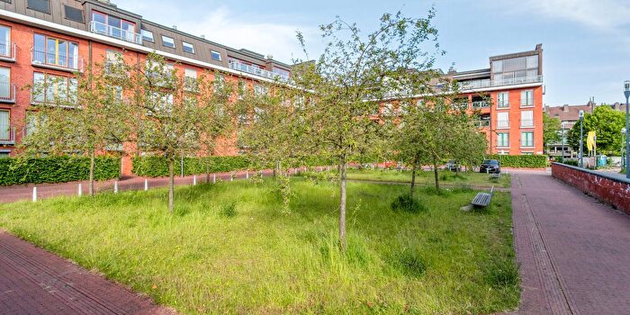 Appartement 2 pièces à vendre à Guldenbergplantsoen, Kortrijk