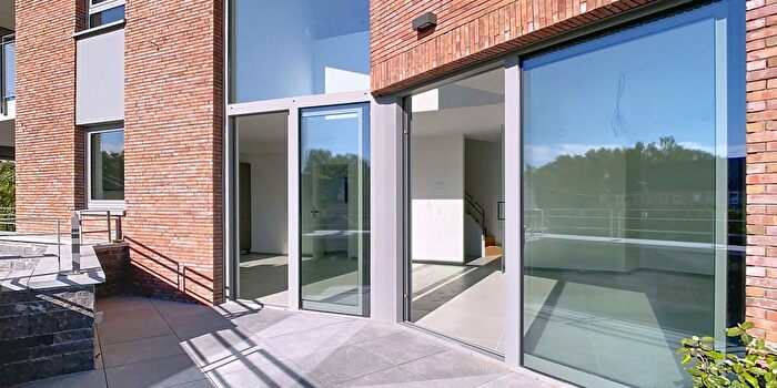 Chaussée dAlsemberg, BrainelAlleud : Appartement 2 pièces à louer