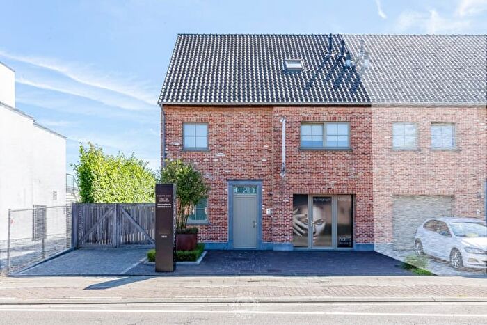 Maison 16 pièces à Hoge Bokstraat, D, à vendre