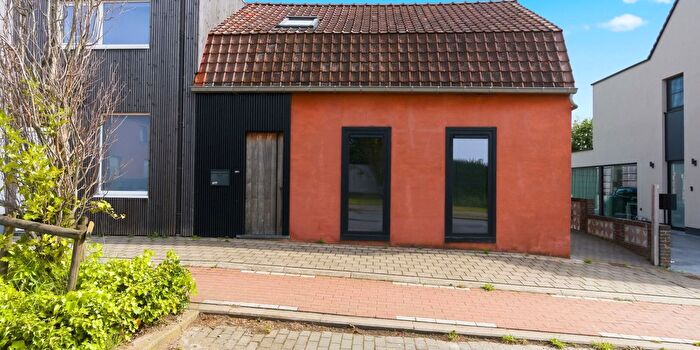 Menenstraat, Geluveld : Maison 2 pièces à vendre