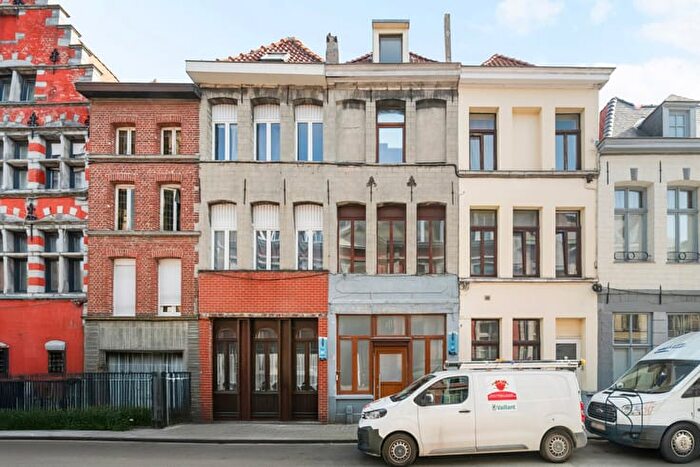 Maison 4 pièces à Rue SaintPiat, Tournai, à vendre