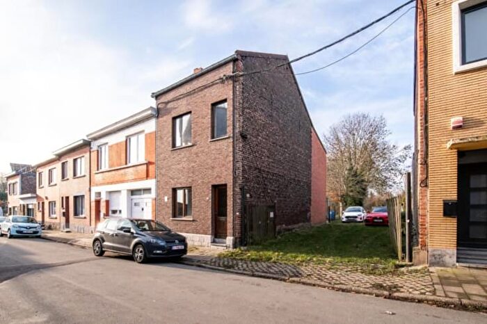 Rue des Grands Champs, SaintNicolas - Maison 2 pièces à vendre