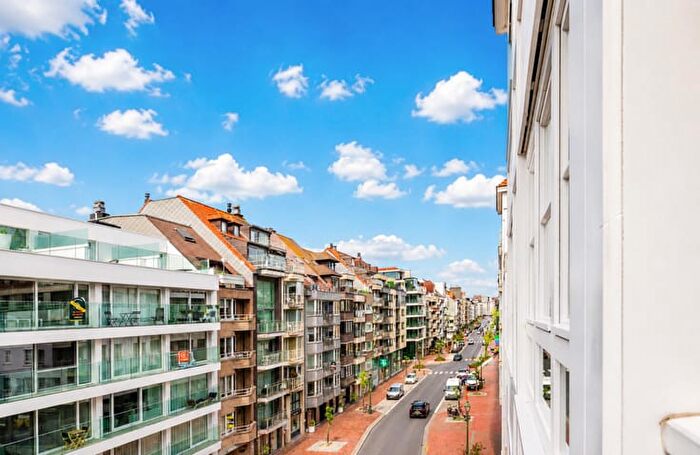 Appartement 3 pièces à vendre à Duinviooltjesstraat, KnokkeHeist