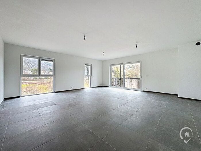 Appartement 4 pièces à vendre à Avenue Doyen Roger Woine, Yvoir