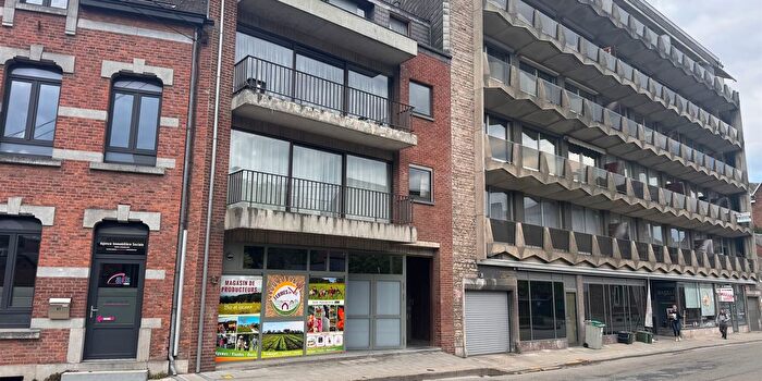 Appartement 2 pièces à Avenue de la Toison dOr, MarcheenFamenne, à vendre