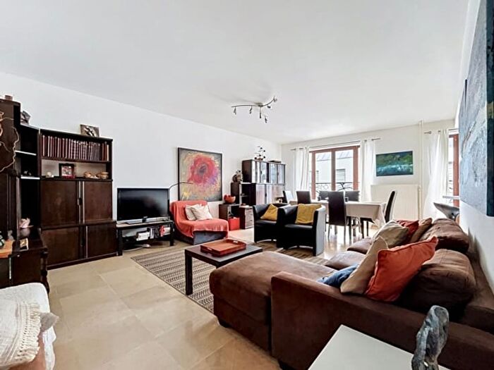 Place PaulEmile Janson, B : Appartement 1 pièce à vendre