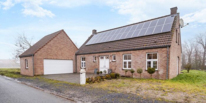 Maison 5 pièces à Rue de Clairmaie C, Taintignies, à vendre