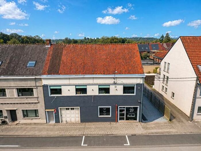 Maison 4 pièces à Rekkemsestraat, Kortrijk, à vendre