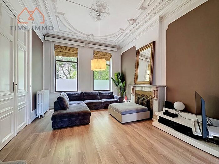 Maison 6 pièces à vendre à Rue Georges Tourneur, Charleroi