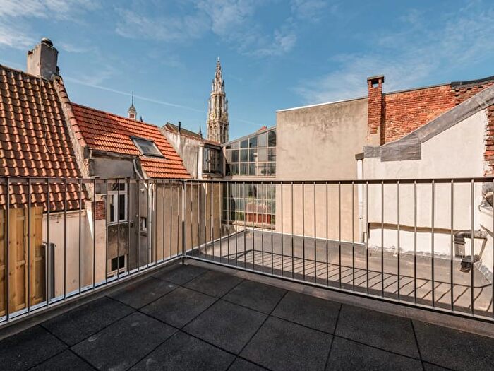 Appartement 2 pièces à Wolstraat, Antwerpen, à louer