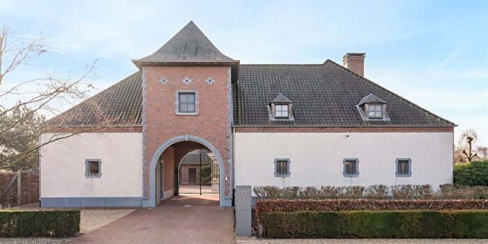 Maison 4 pièces à Sint Annastraat, Loenhout, à vendre