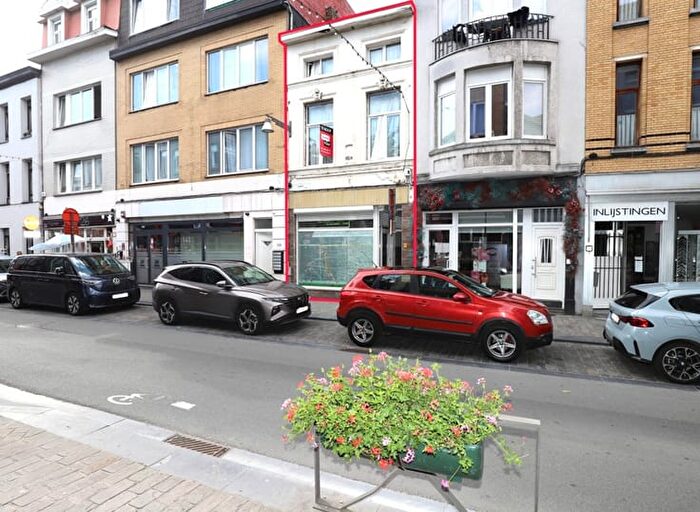Statiestraat, Berchem - Maison 11 pièces à vendre