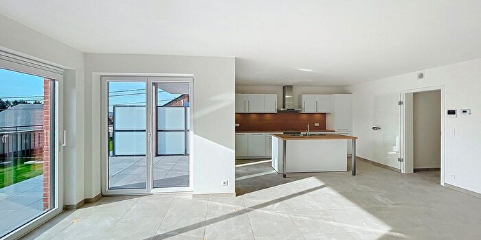 Rue du Luxembourg, MarcheenFamenne : Appartement 2 pièces à vendre