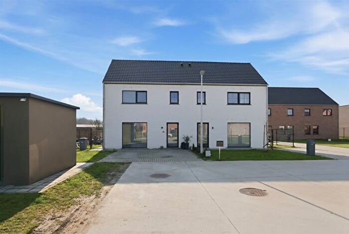 Violierenstraat, BILZENHOESELT : Maison 3 pièces à vendre