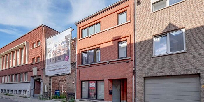Rijschoolstraat, SintTruiden : Maison 3 pièces à vendre