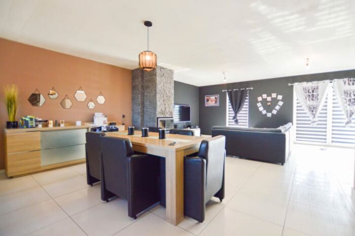 Maison 3 pièces à Rue Roton, Anderlues, à vendre