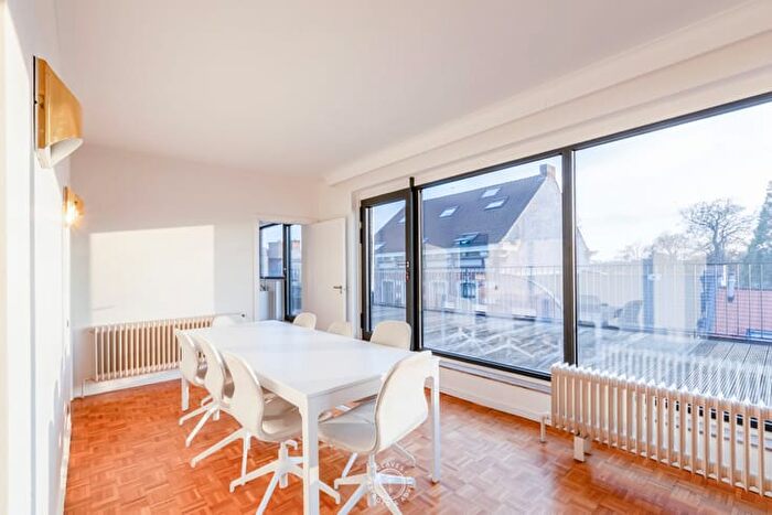 Regentiestraat, SintNiklaas : Appartement 8 pièces à vendre