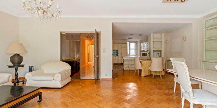 Prins Albertlei, Berchem : Appartement 4 pièces à vendre