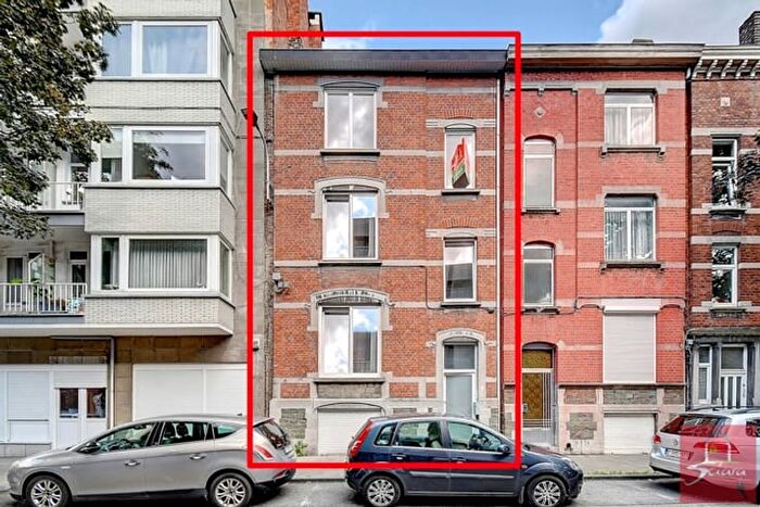 Maison 3 pièces à Rue de la Loi, Liège, à vendre