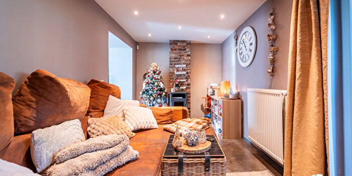 Rue des Acacias, SaintGeorgessurMeuse : Maison 3 pièces à vendre