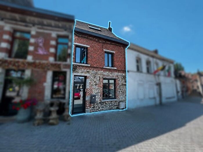 Appartement 3 pièces à vendre à Place van Zeeland, Soignies
