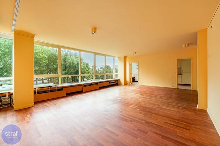 Appartement 11 pièces à vendre à Esmoreitlaan, Antwerpen