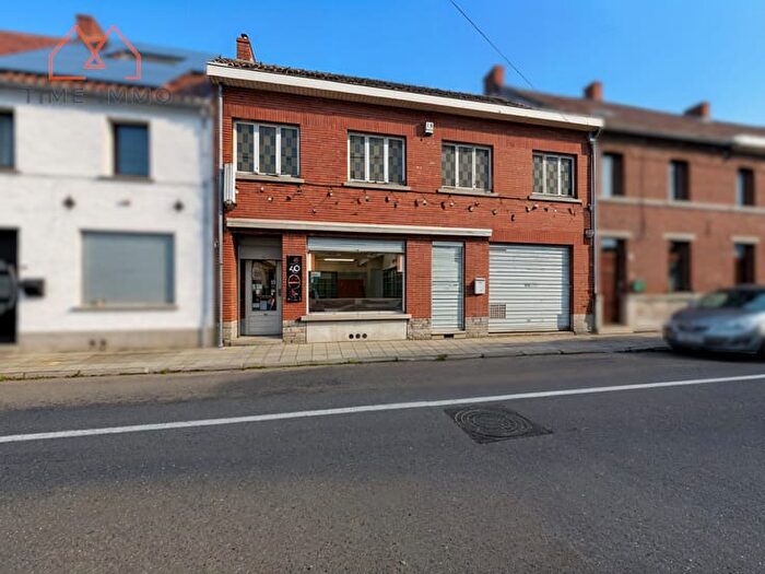 Maison 5 pièces à vendre à Rue De Condé, Belil