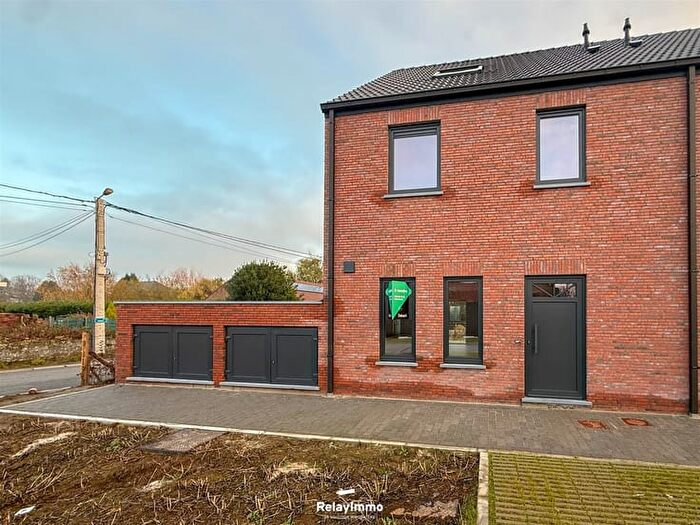 Rue du Buissenet, Lot : Maison 3 pièces à louer