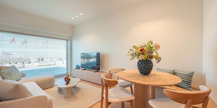 Appartement 2 pièces à vendre à ZeedijkHeist, HeistaanZee