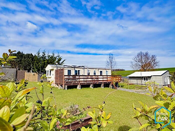 Grand Trône Acacias, Hastièrelavaux : Maison 3 pièces à vendre