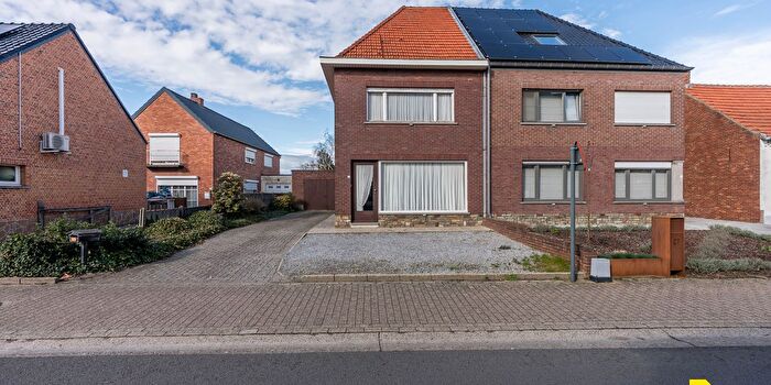 Houthoek, Vorst : Maison 3 pièces à vendre