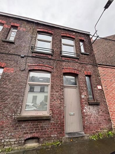 Rue du Trieu, Mons : Maison 2 pièces à vendre