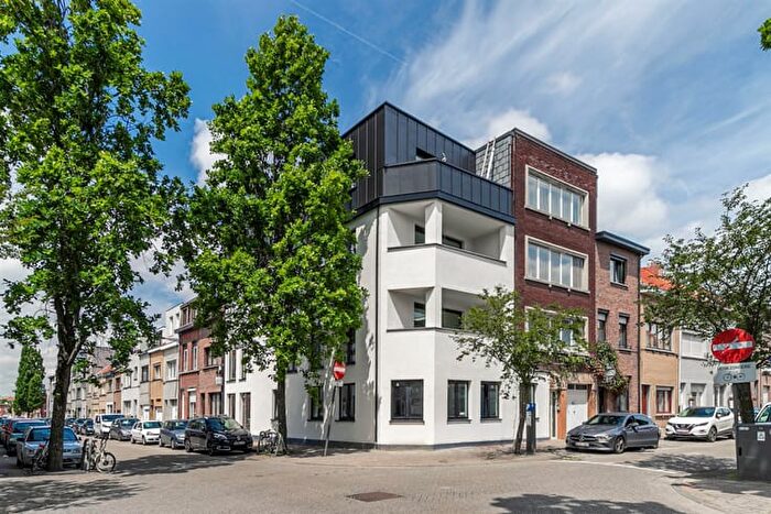 Maison 8 pièces à vendre à Limburgstraat, ANTWERPEN