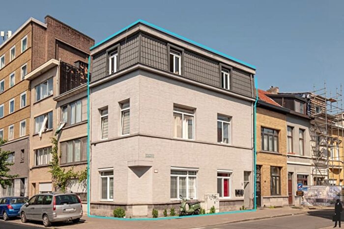 Maison 3 pièces à vendre à Jan Palfijnstraat, Antwerpen