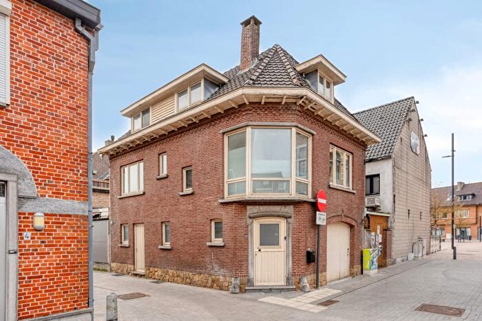 Meinestraat, BREE : Maison 3 pièces à vendre