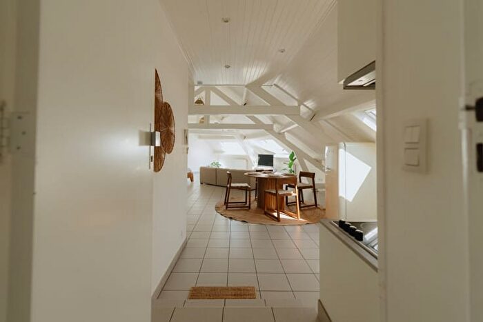 Kerkstraat, MERCHTEM : Appartement 2 pièces à louer