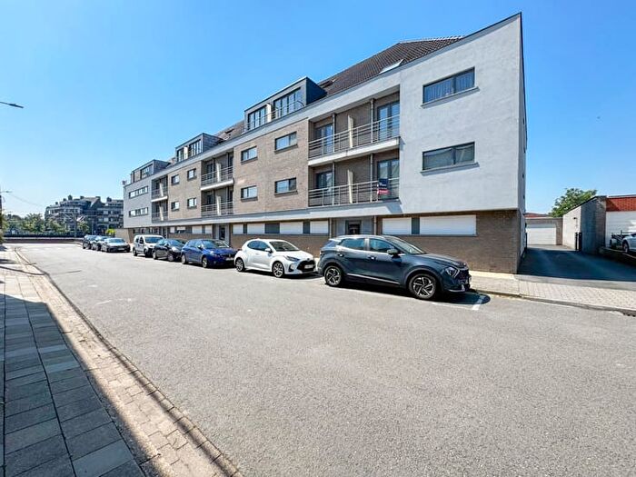 Appartement 10 pièces à louer - Brugstraat, A