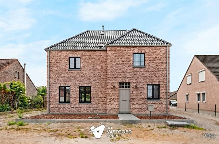 Maison 3 pièces à vendre à Steenovenstraat, Wijchmaal