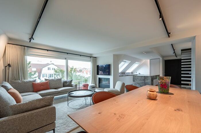 Appartement 12 pièces à Zoutelaan, B, à vendre