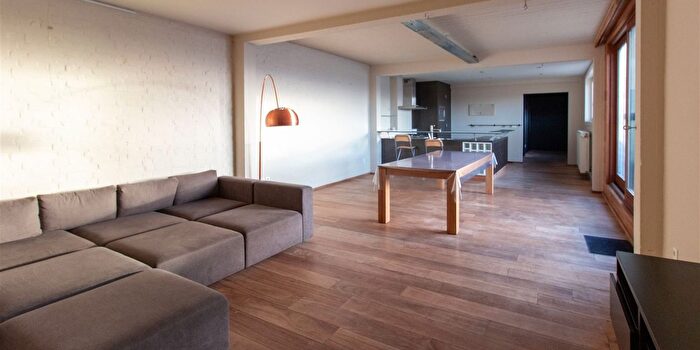 Appartement 2 pièces à Kortrijk, WestVlaanderen, à vendre