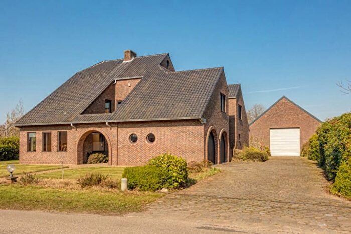 Maison 5 pièces à vendre à Broekstraat, Balen Olmen