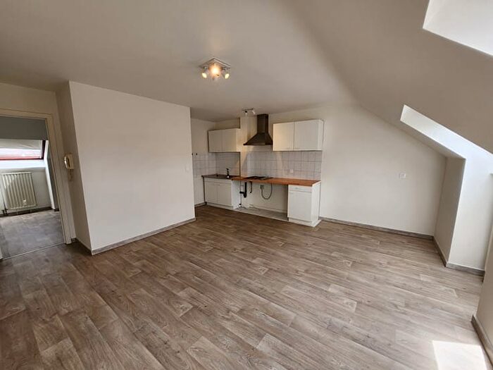 Appartement 1 pièce à Rue Elie Braconnier, Charleroi Gilly, à louer