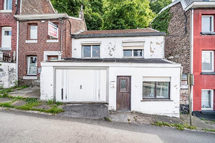 Maison 2 pièces à Rue Voie Mélard, Visé, à vendre