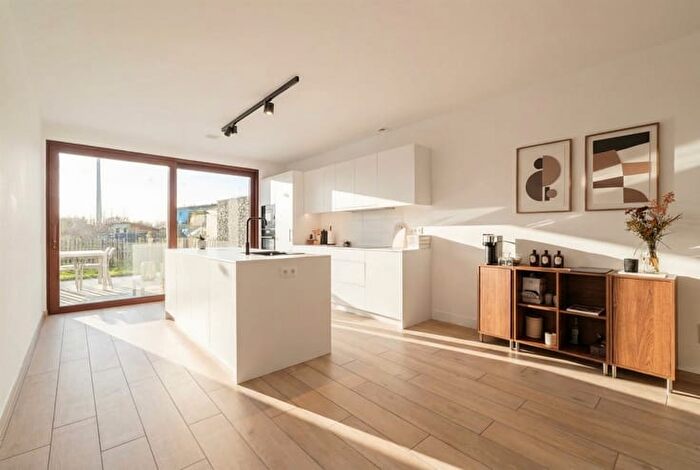 Terdonkplein, A : Maison 3 pièces à vendre