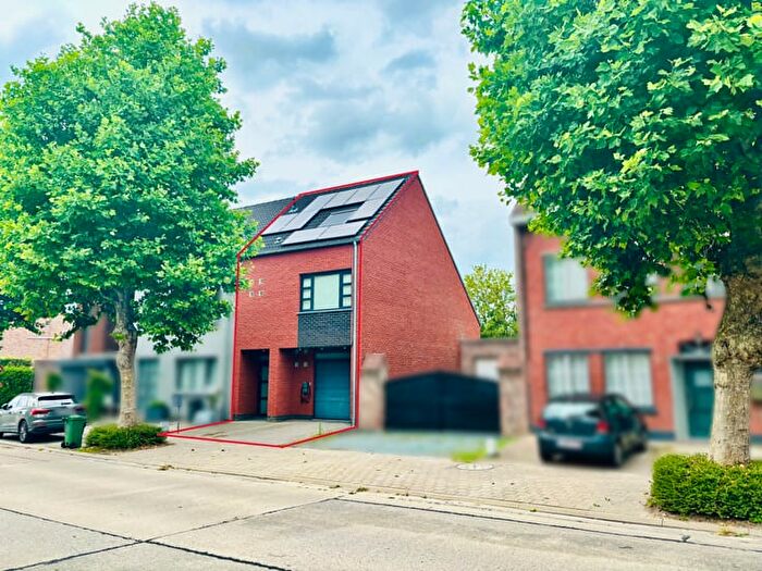 Maison 4 pièces à vendre à Pierstraat, Aartselaar